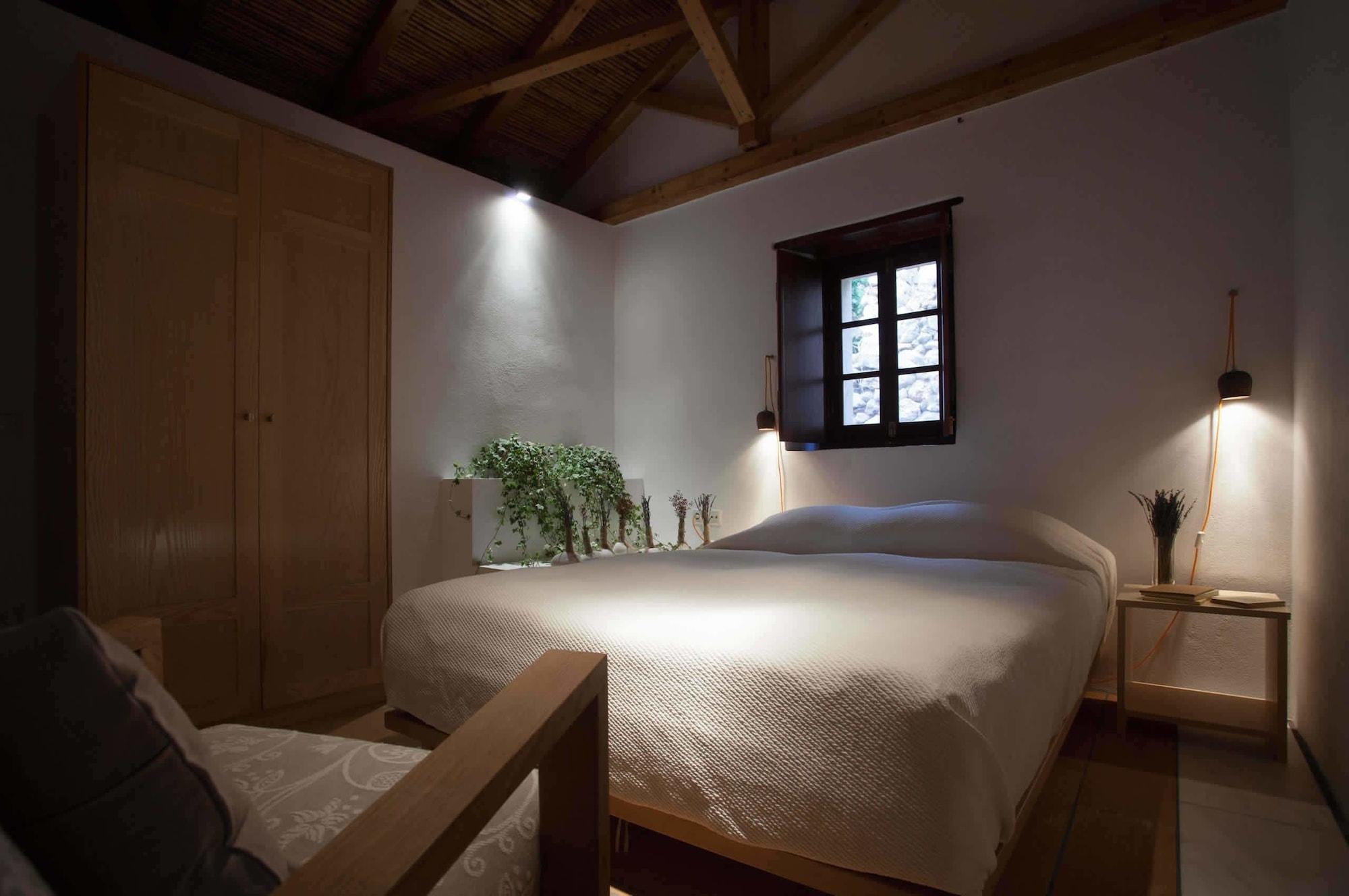 House In The Castle Apartment *